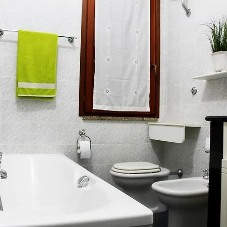 Torre Dello Sperone Apartment *
