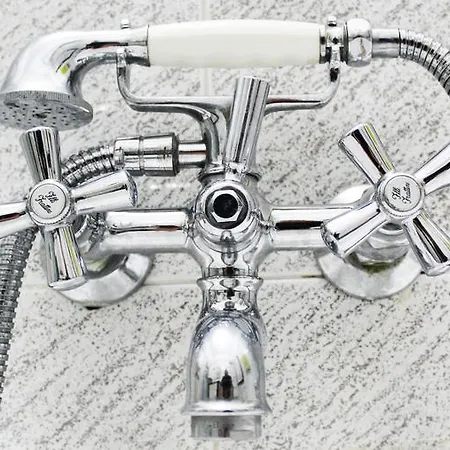 شقة Torre Dello Sperone